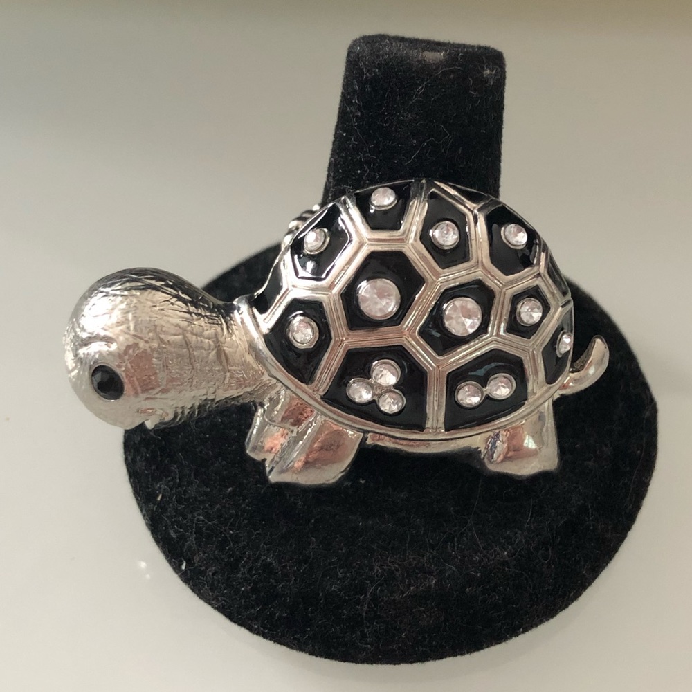 3 for $20🛍 Turtle stretchable ring w/rhinestones